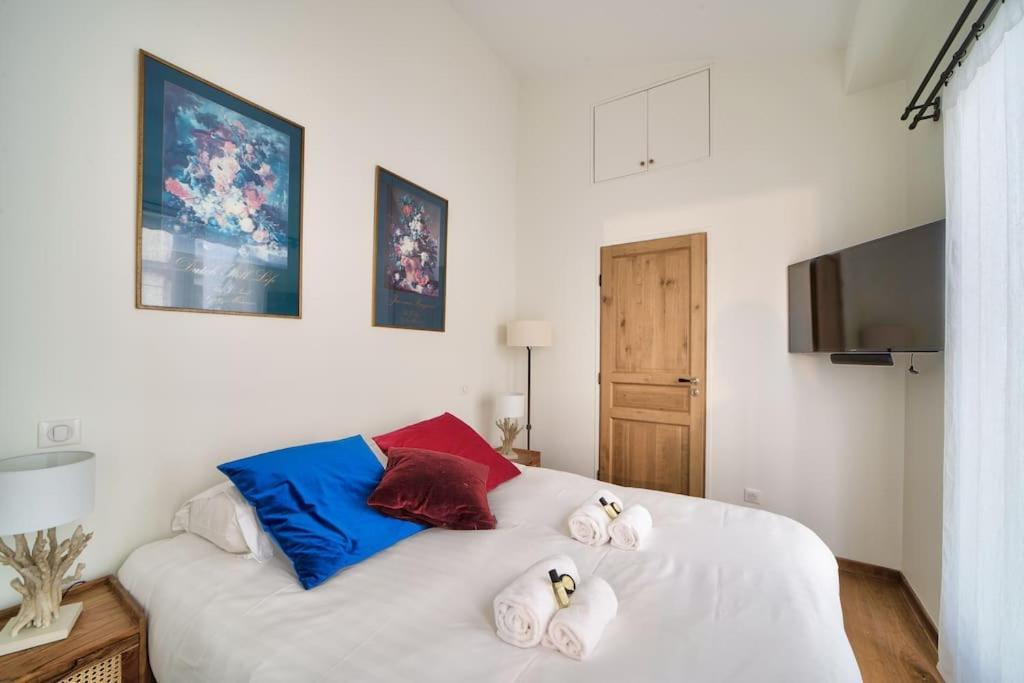Superbe Maisonnette Neuve Au Coeur De Paris Luaran gambar